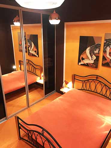 GUĻAMISTABA, ORANŽA